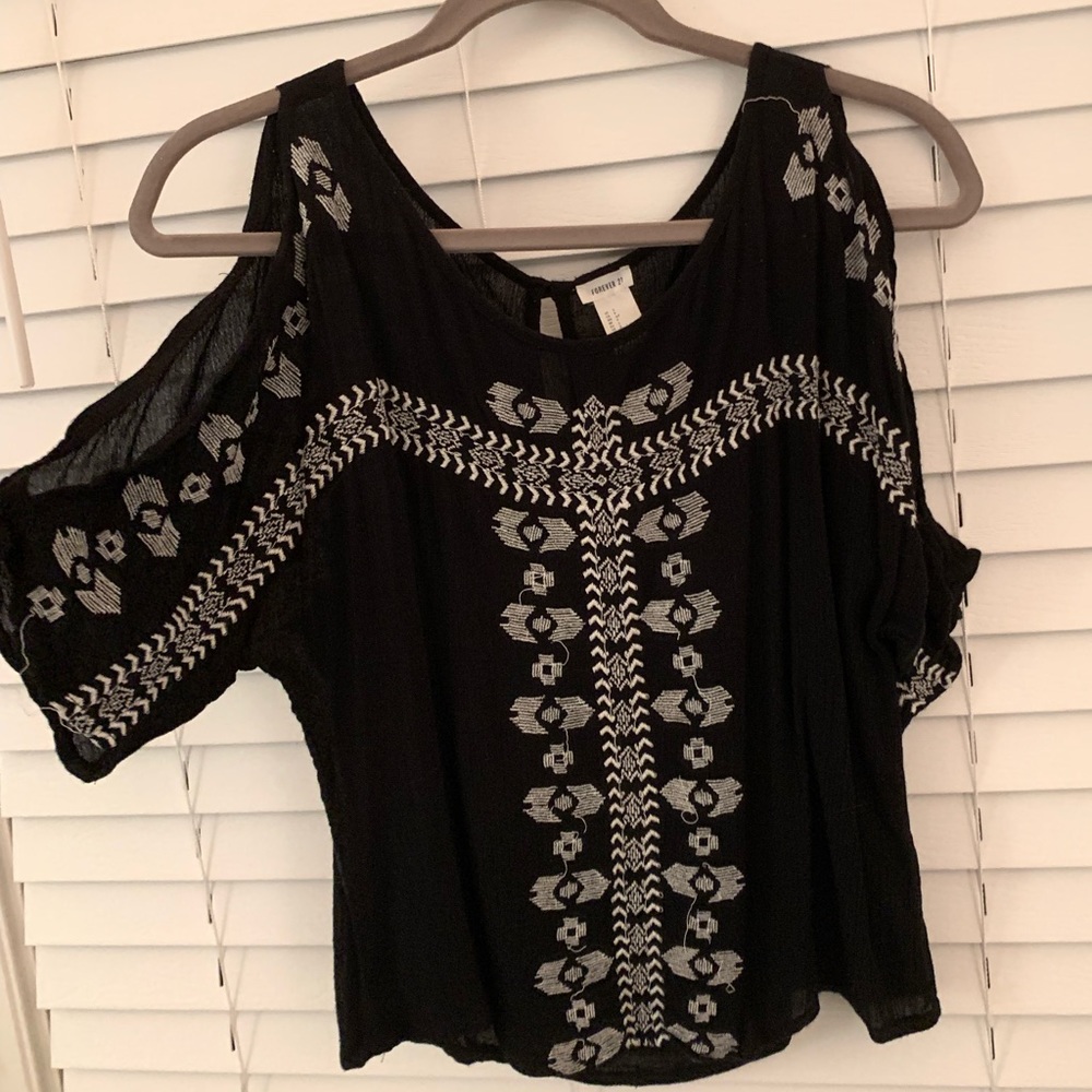 F21 cold shoulder black top